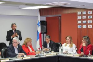 Mitradel presenta a empresarios automatización de servicios laborales