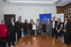 Mitradel y SIP suscriben convenio de cooperación académico y científico