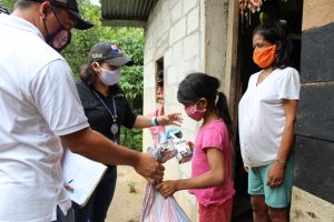 Voluntariado de Panamá Solidario llega a áreas de difícil acceso