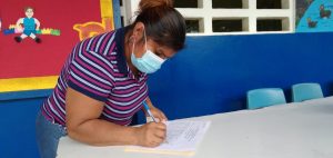 Entregan bolsas con alimentos a estudiantes en riesgo de trabajo infantil en la provincia de Veraguas