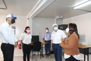 Jóvenes de Coclé y Colón se preparan en profesiones industriales para ingresar al campo laboral