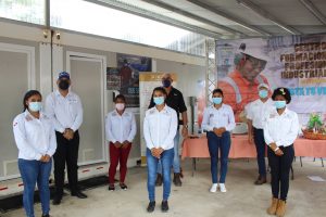 Jóvenes de Coclé y Colón se preparan en profesiones industriales para ingresar al campo laboral