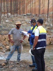 Inspeccionan construcciones y comercios en Coclé para verificar que cumplan con las medidas de bioseguridad