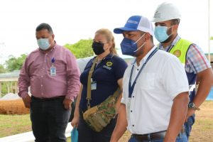 Inspeccionan proyecto de construcción en área comarcal de Ñürüm