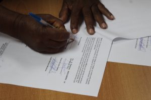 Con acuerdos culmina negociación de pliegos de peticiones