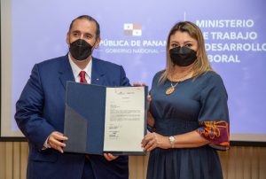 MITRADEL entrega Orden de Proceder para Proyecto de Digitalización Masiva de Documentos