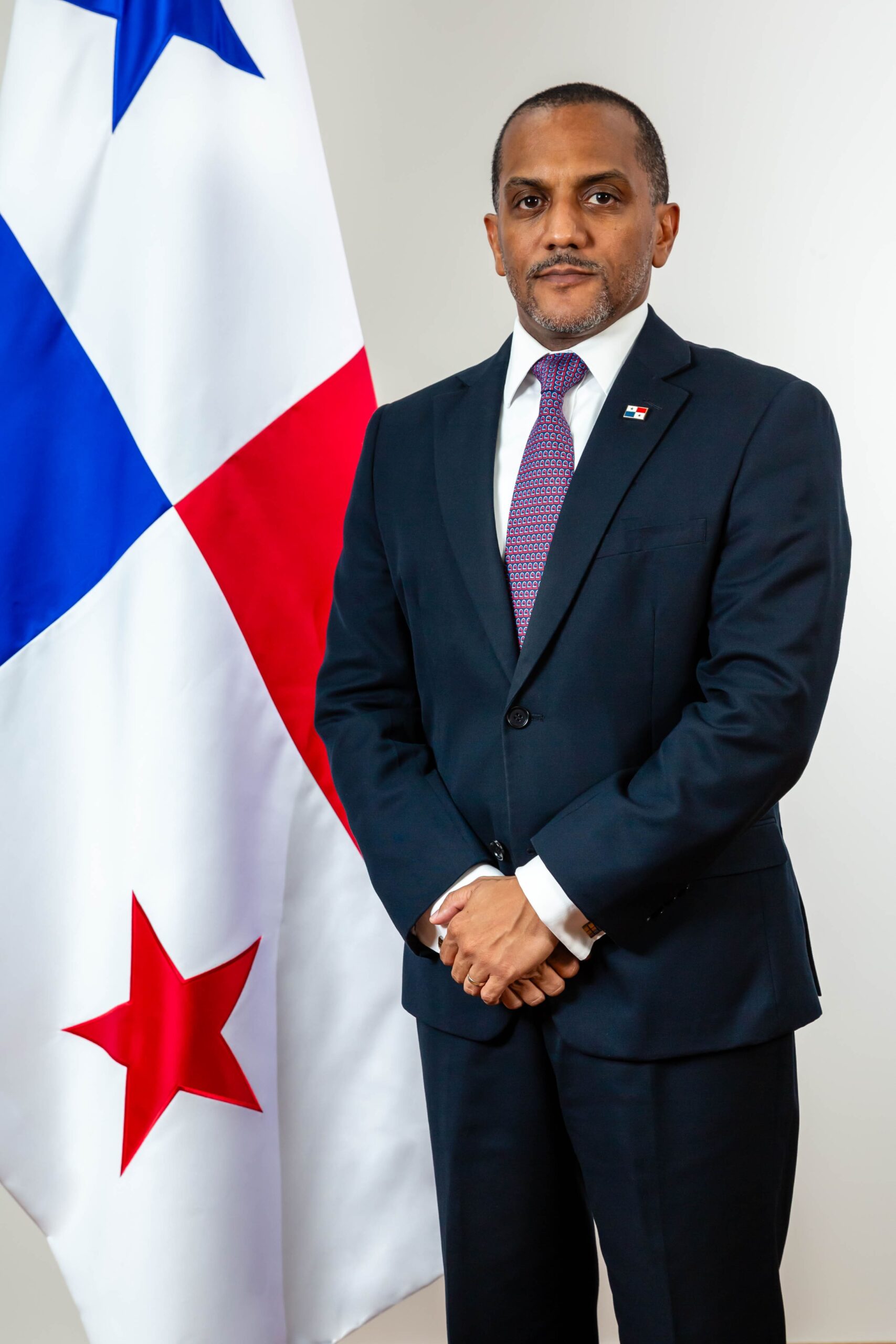 01 DARÍO SANDOVAL